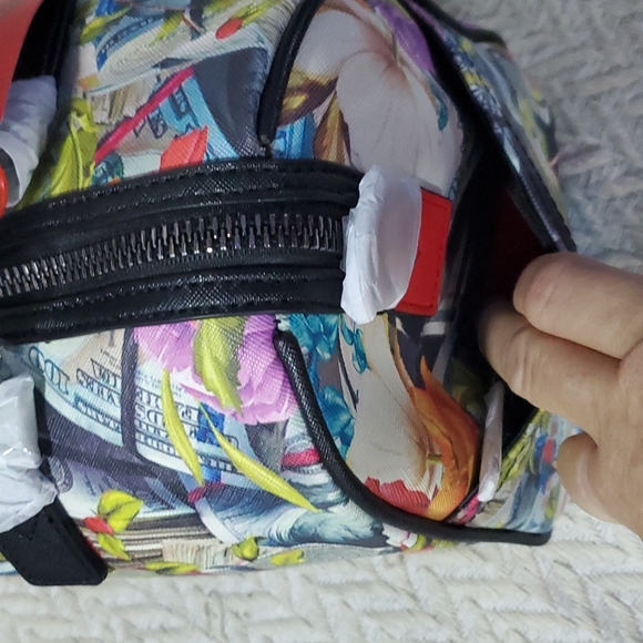 SPRAYGROUND. CONCRETE JUNGLE MINI DUFFLE BAG - Picture 13 of 14